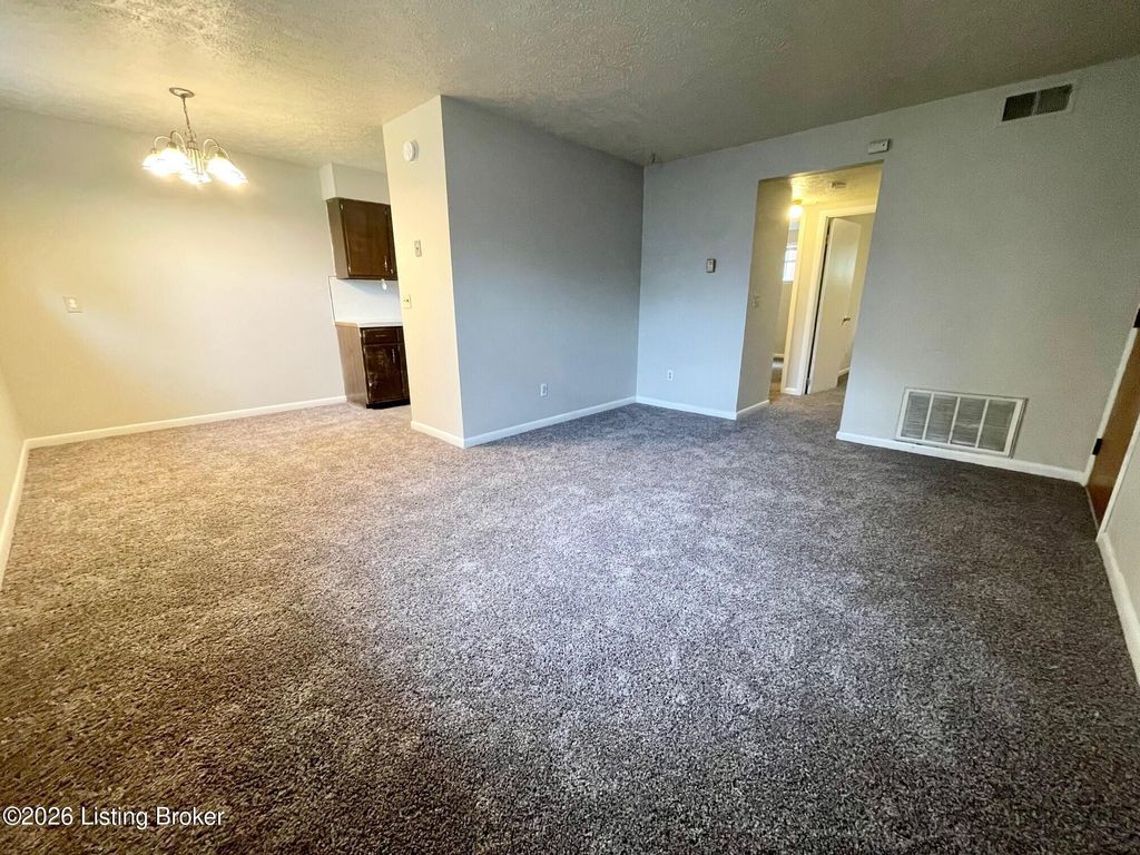 Photo of 116 E Harrison Ave #4, Clarksville, IN 47129 (MLS # 1717036)