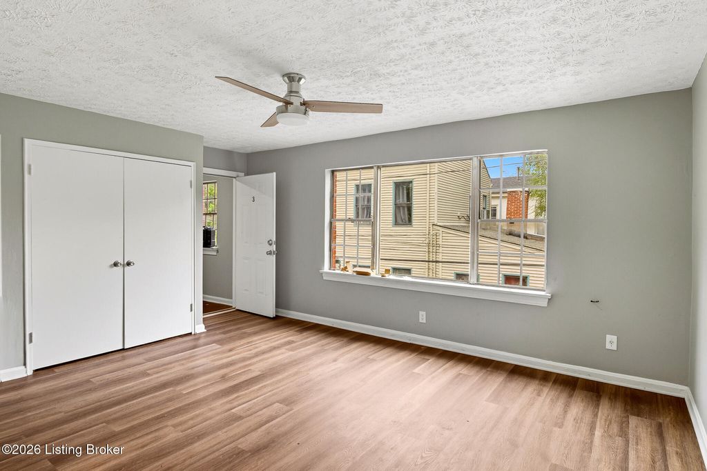 Photo of 1219 S 6th St #B1, Louisville, KY 40203 (MLS # 1713397)