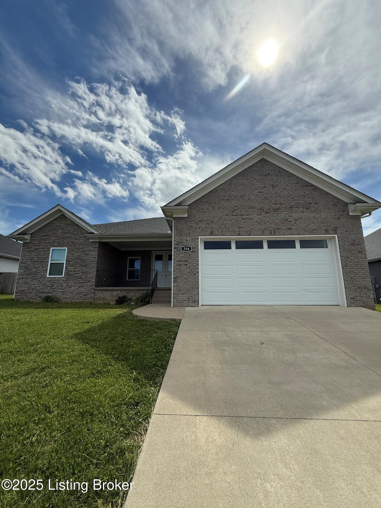306 Turner Ct, Vine Grove, Kentucky image 1
