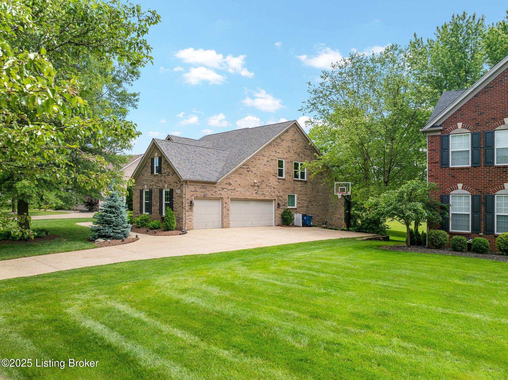 10404 Championship Ct, Prospect, Pennsylvania image 4
