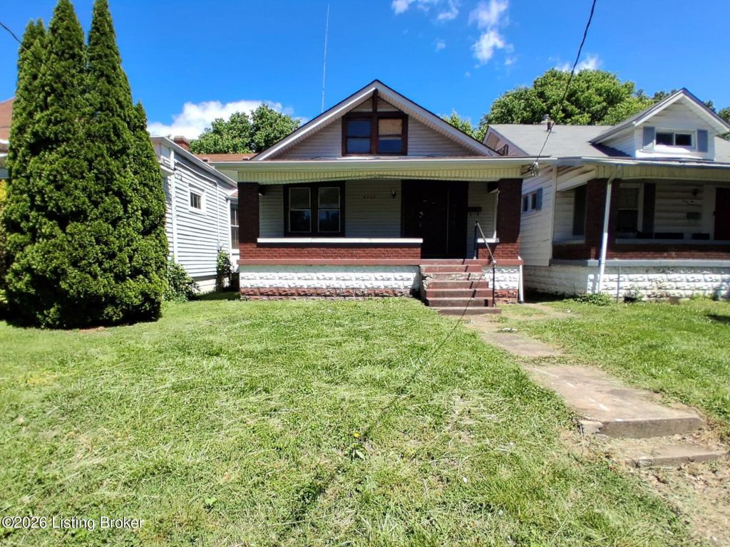 Photo of 4225 Vermont Ave, Louisville, KY 40211 (MLS # 1718488)