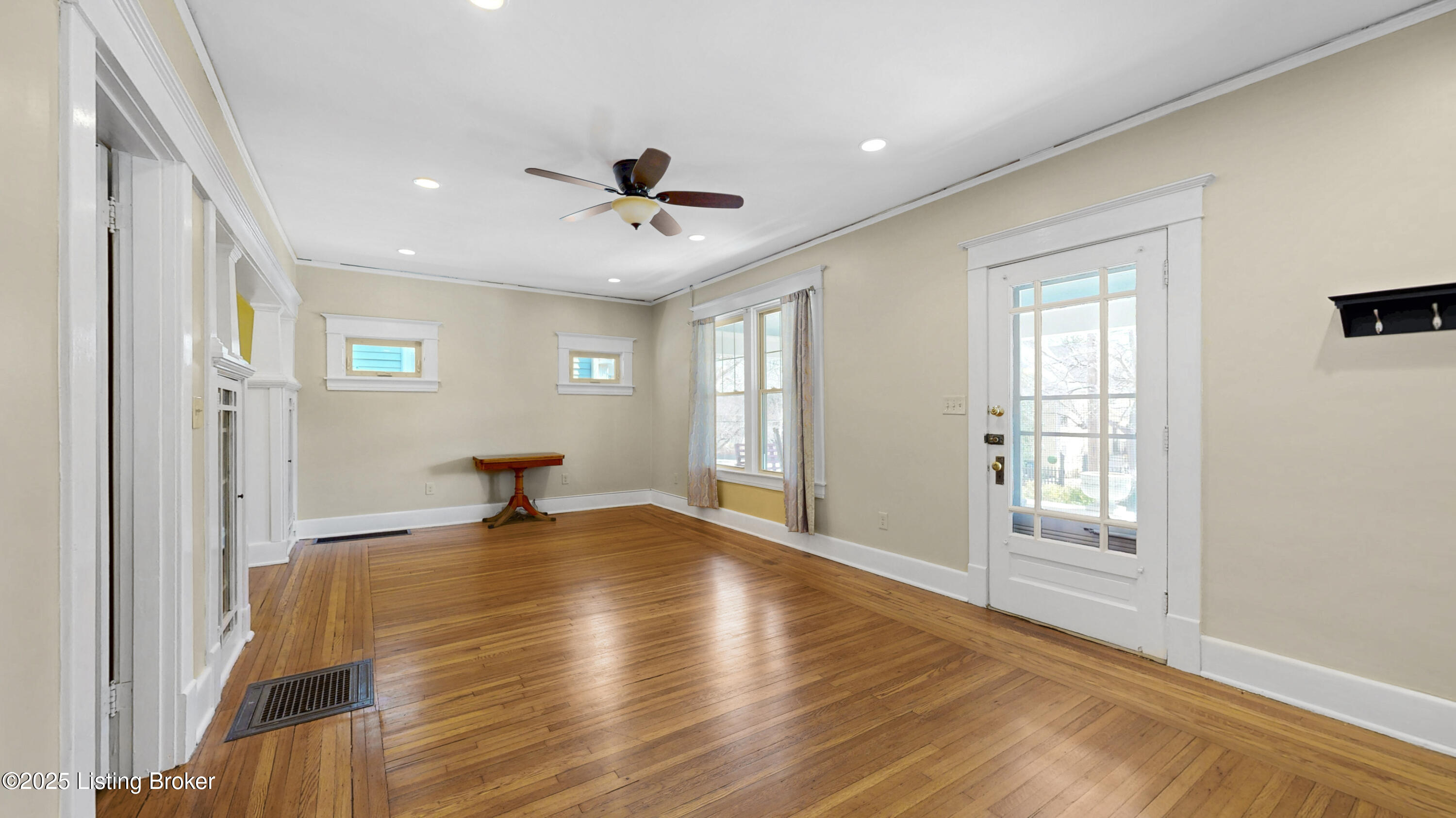 2019 Maryland Ave, Louisville, Kentucky image 8