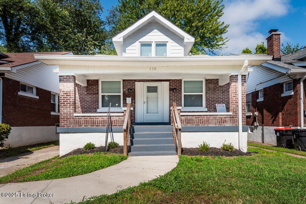 Photo of 110 S 37th St, Louisville, KY 40212 (MLS # 1727731)