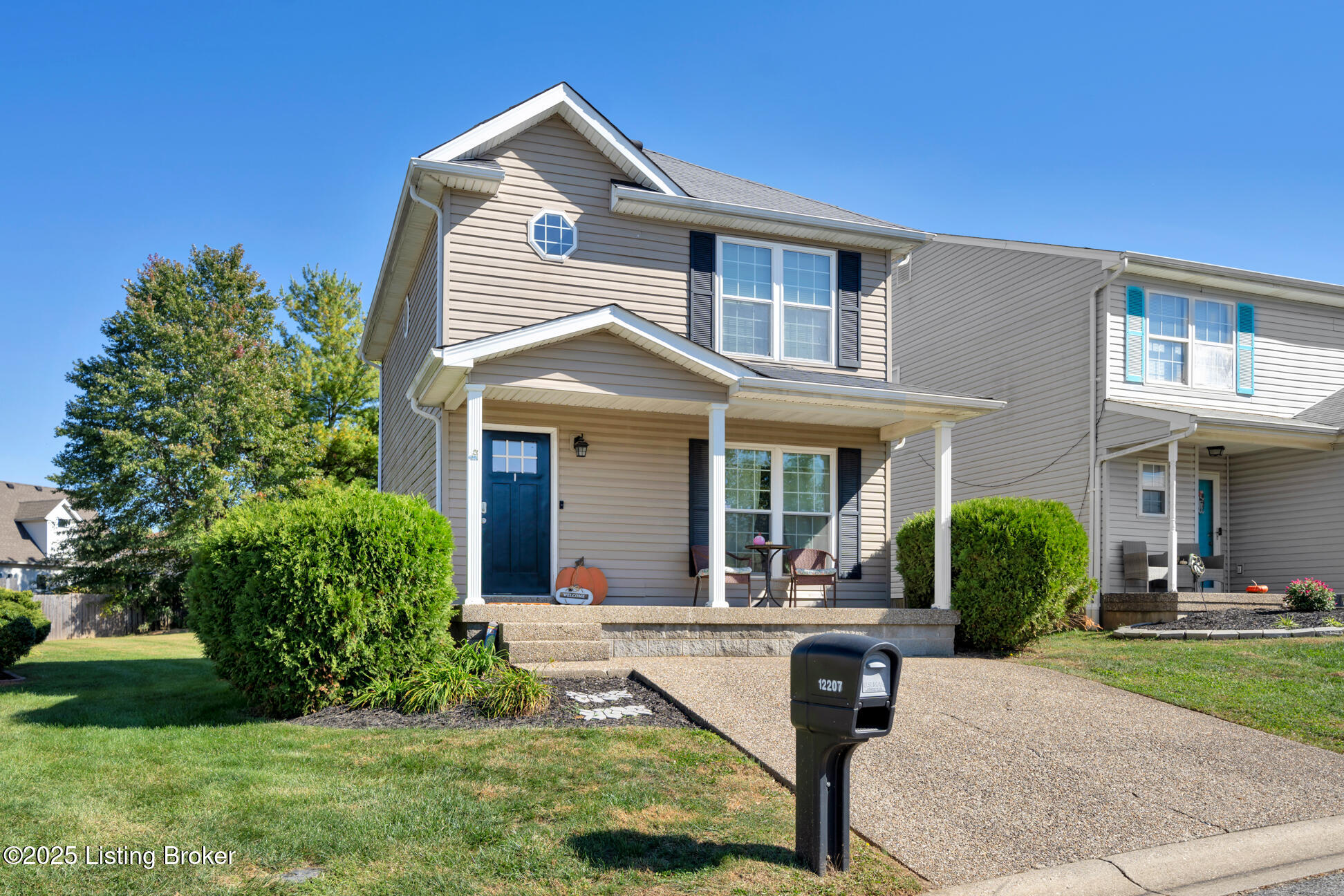 12207 Hideaway Ct, Louisville, Kentucky image 2