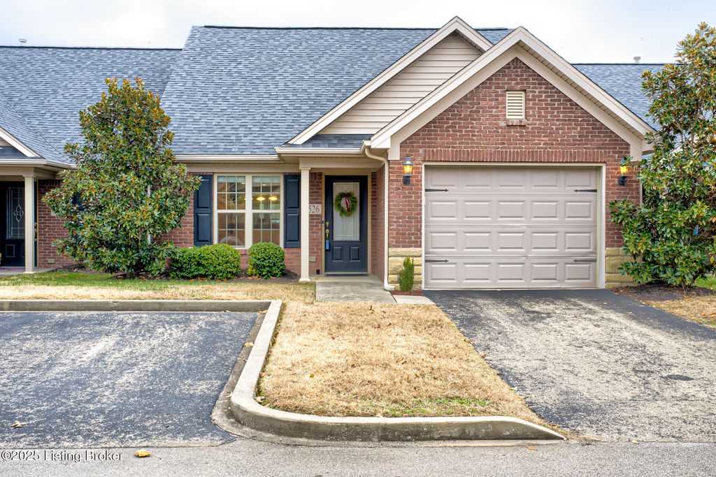 Photo of 6526 Renate Rd, Louisville, KY 40291 (MLS # 1704424)