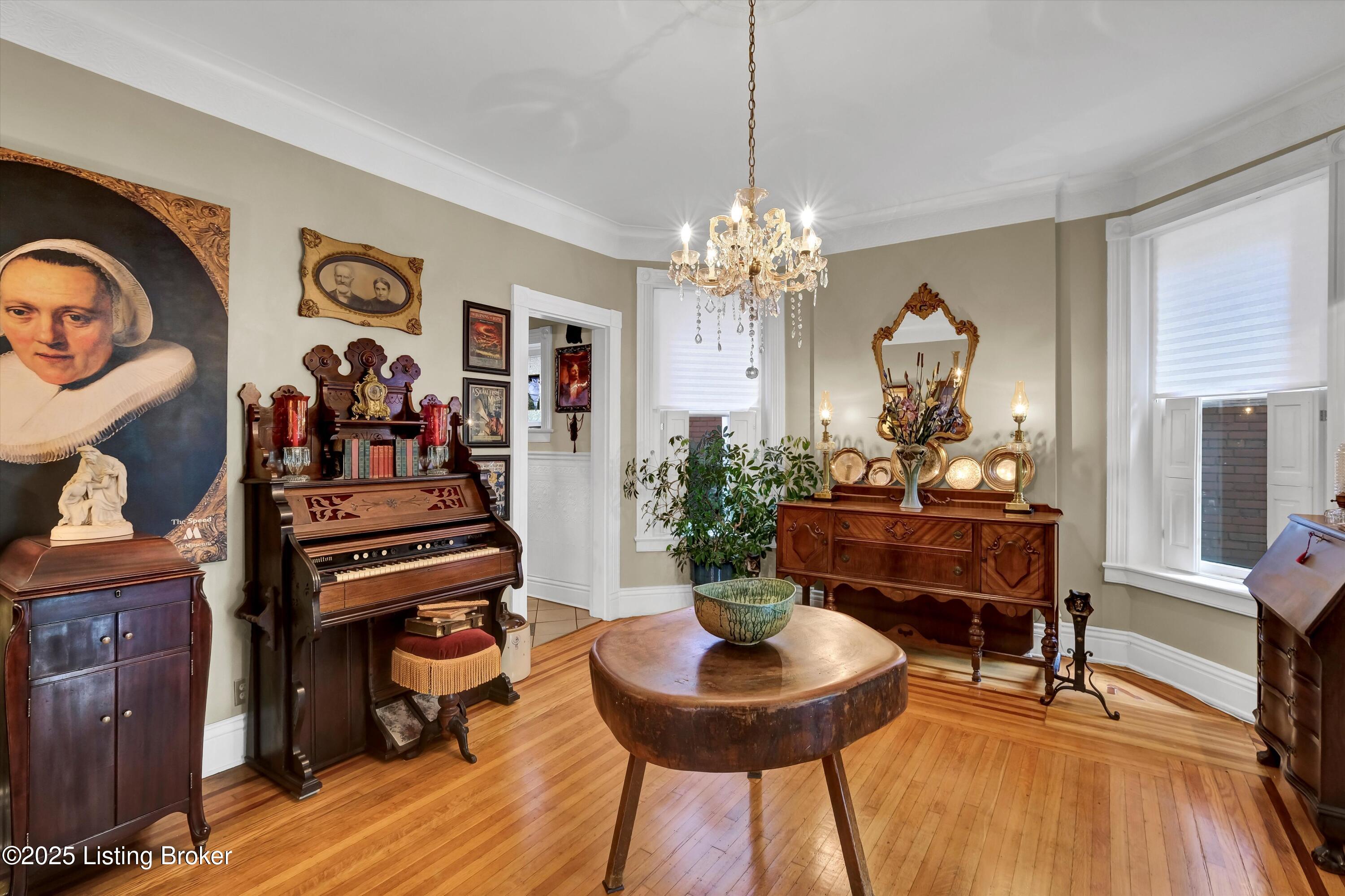 1453 S 2nd St, Louisville, Pennsylvania image 16