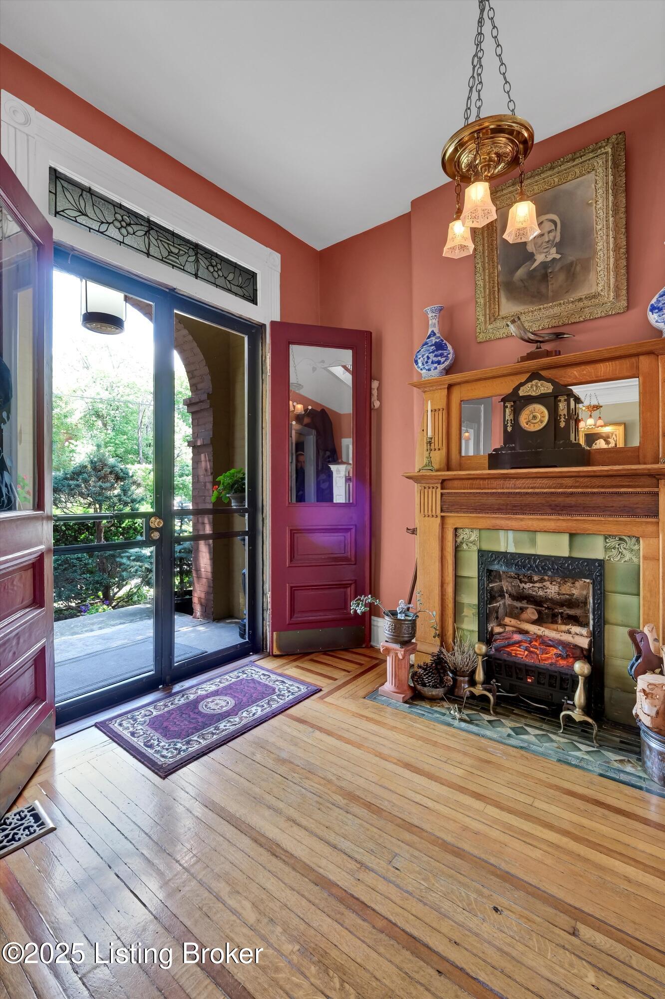 1453 S 2nd St, Louisville, Pennsylvania image 9