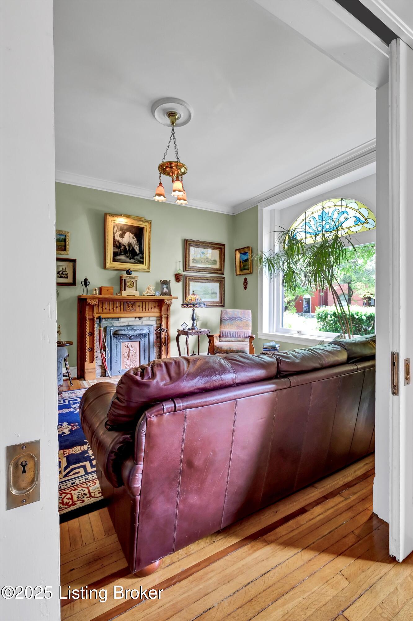 1453 S 2nd St, Louisville, Pennsylvania image 11