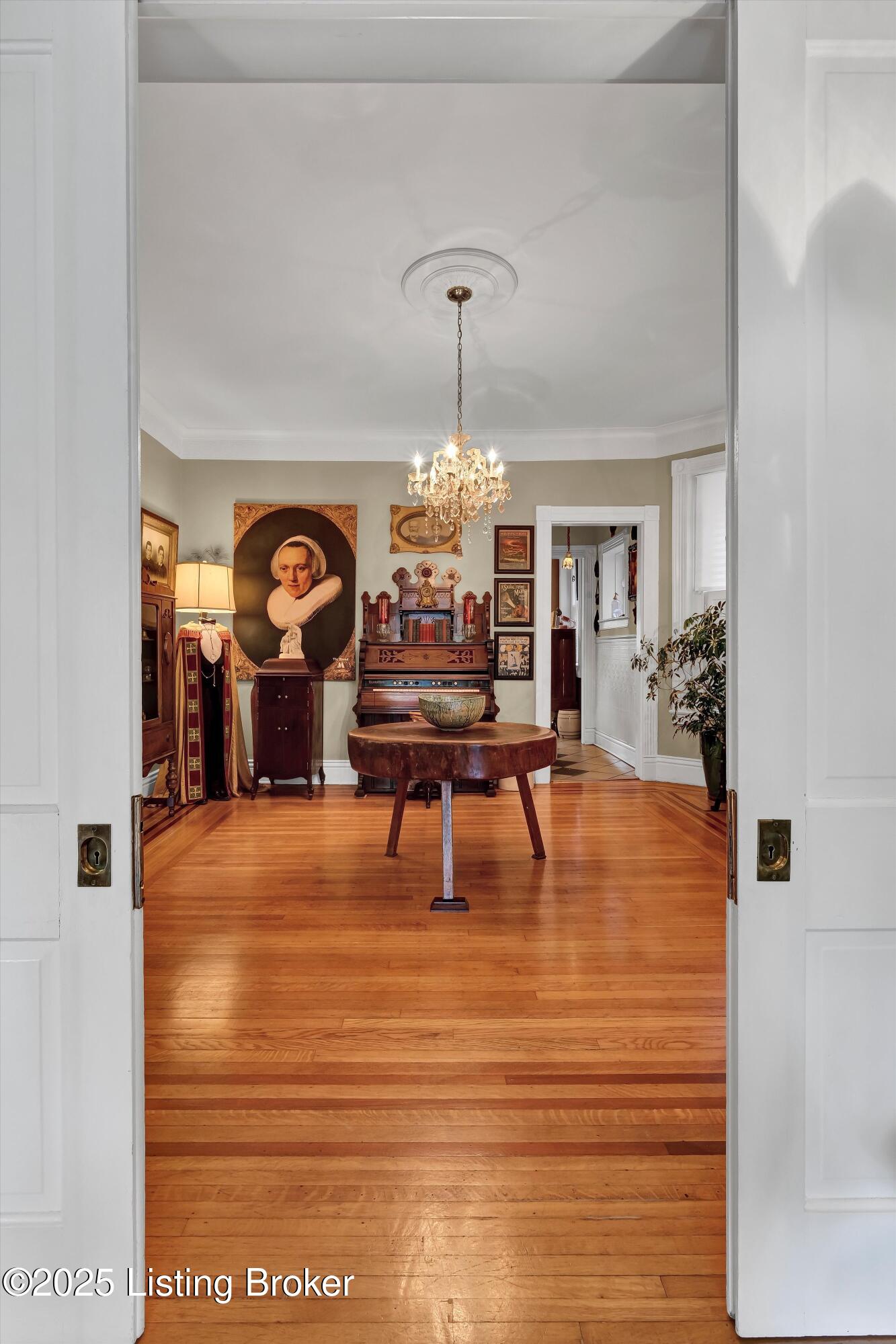 1453 S 2nd St, Louisville, Pennsylvania image 15