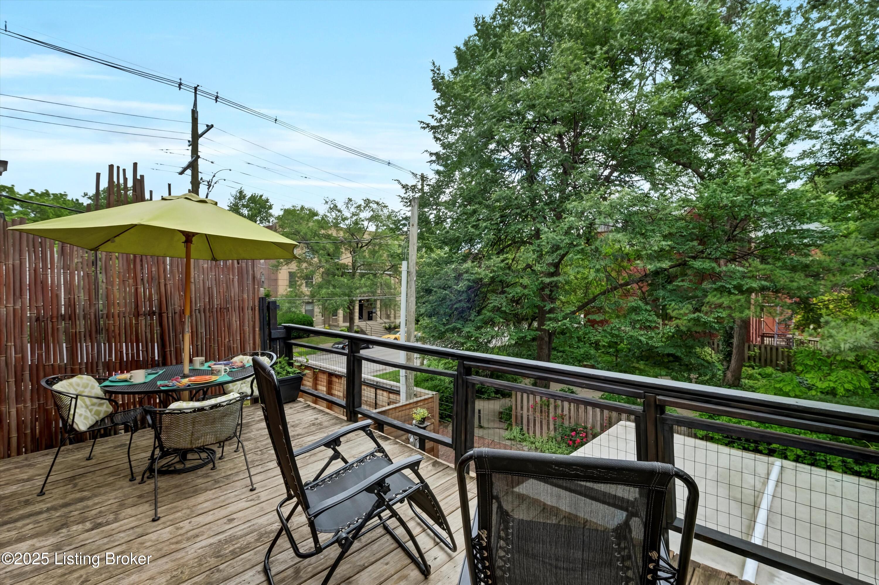 1453 S 2nd St, Louisville, Pennsylvania image 47