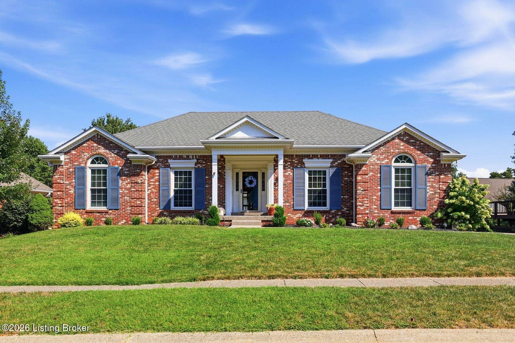 Photo of 510 Foxgate Rd, Louisville, KY 40223 (MLS # 1730775)