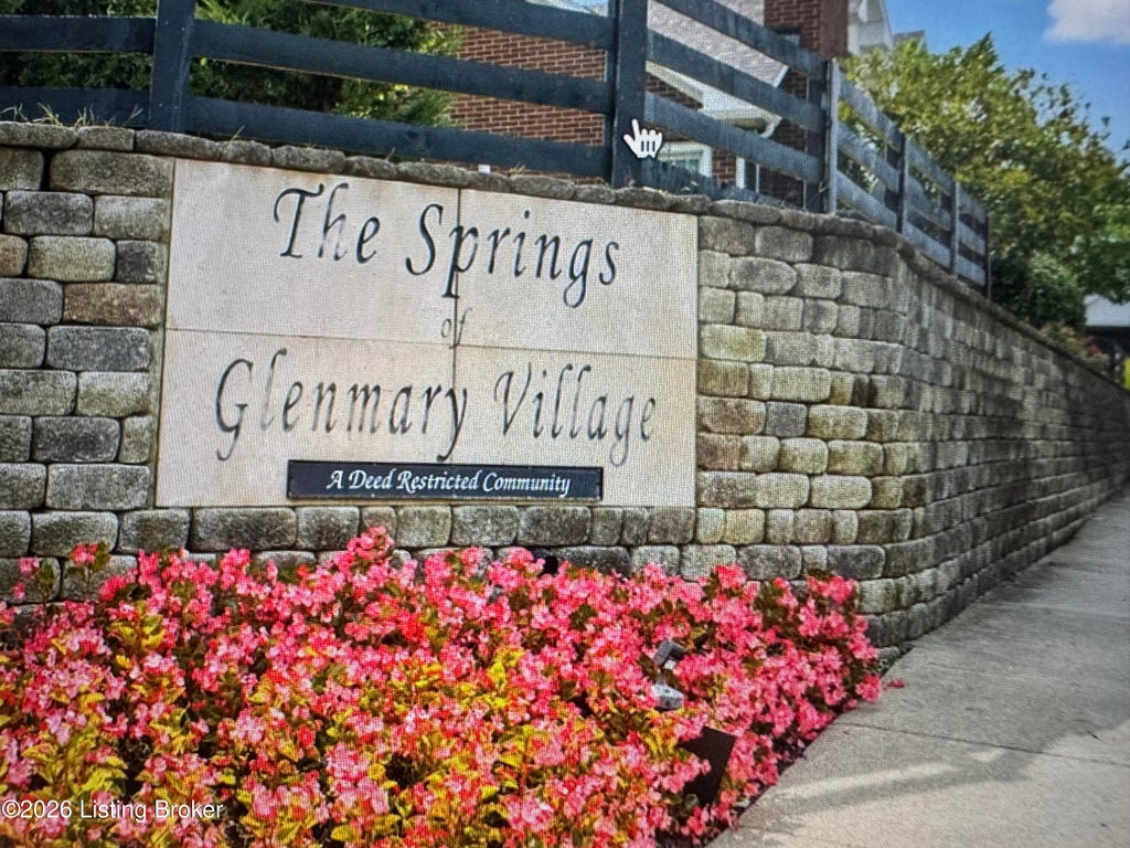 Photo of 9901 Club Springs Way #102, Louisville, KY 40291 (MLS # 1732938)