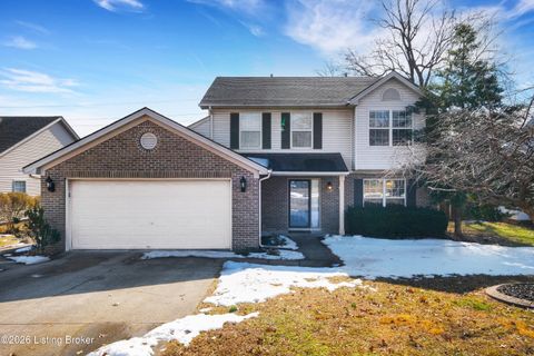 Photo of 9502 Hunters Trail Ct, Louisville, KY 40228 (MLS # 1709176)