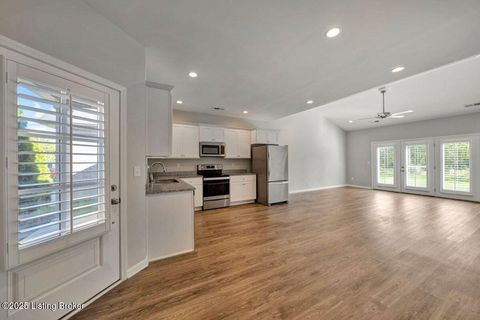 Photo of 6413 Renate Rd, Louisville, KY 40291 (MLS # 1701087) Photo of 6413 Renate Rd, Louisville, KY 40291 (MLS # 1701087)