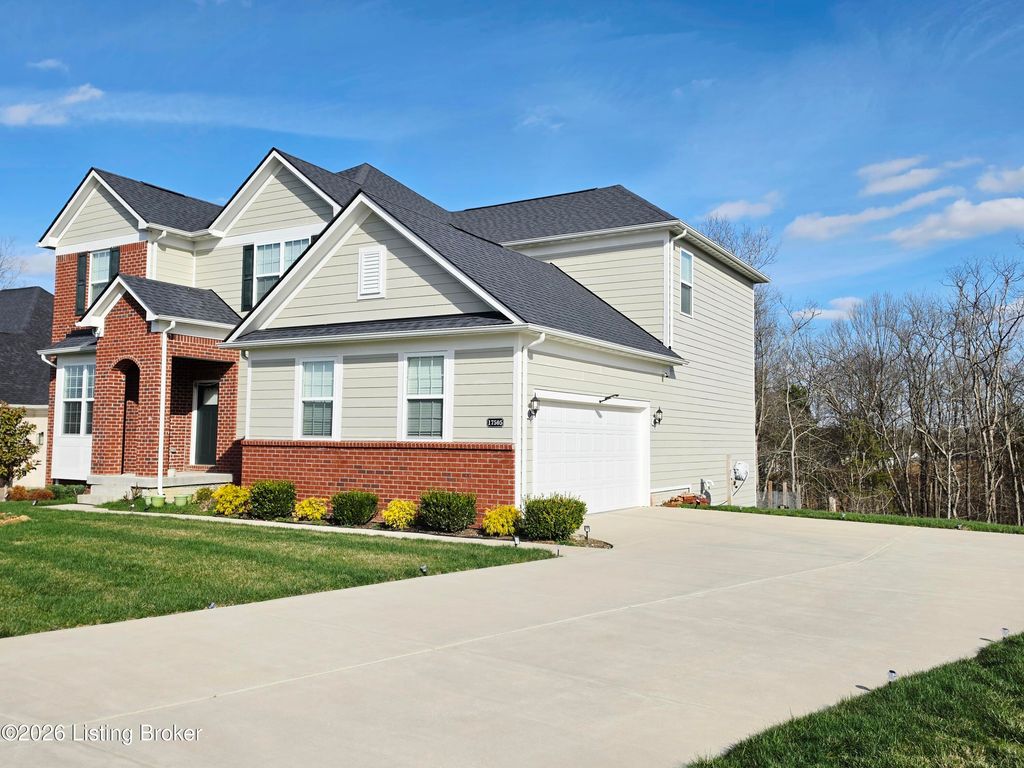 Photo of 17505 Shakes Creek Dr, Louisville, KY 40023 (MLS # 1711683)
