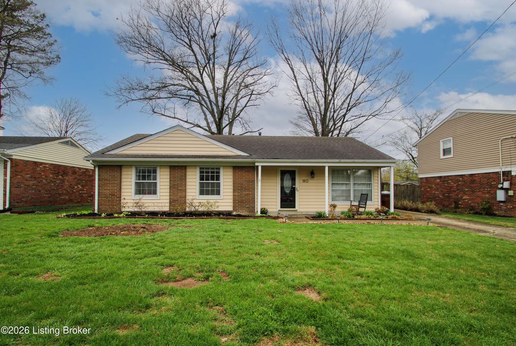Photo of 1812 The Meadow Rd, Louisville, KY 40223 (MLS # 1713317)