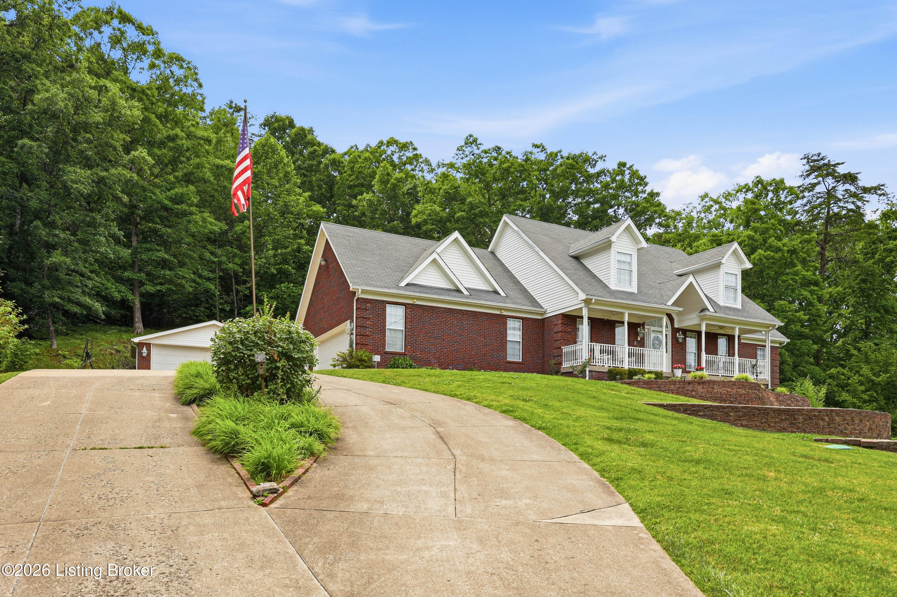 287 Woods Bend Dr
