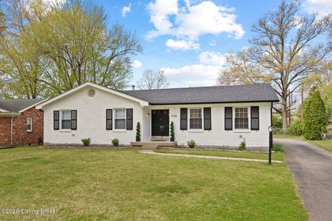Photo of 9706 Lanesboro Way, Louisville, KY 40242 (MLS # 1714495)