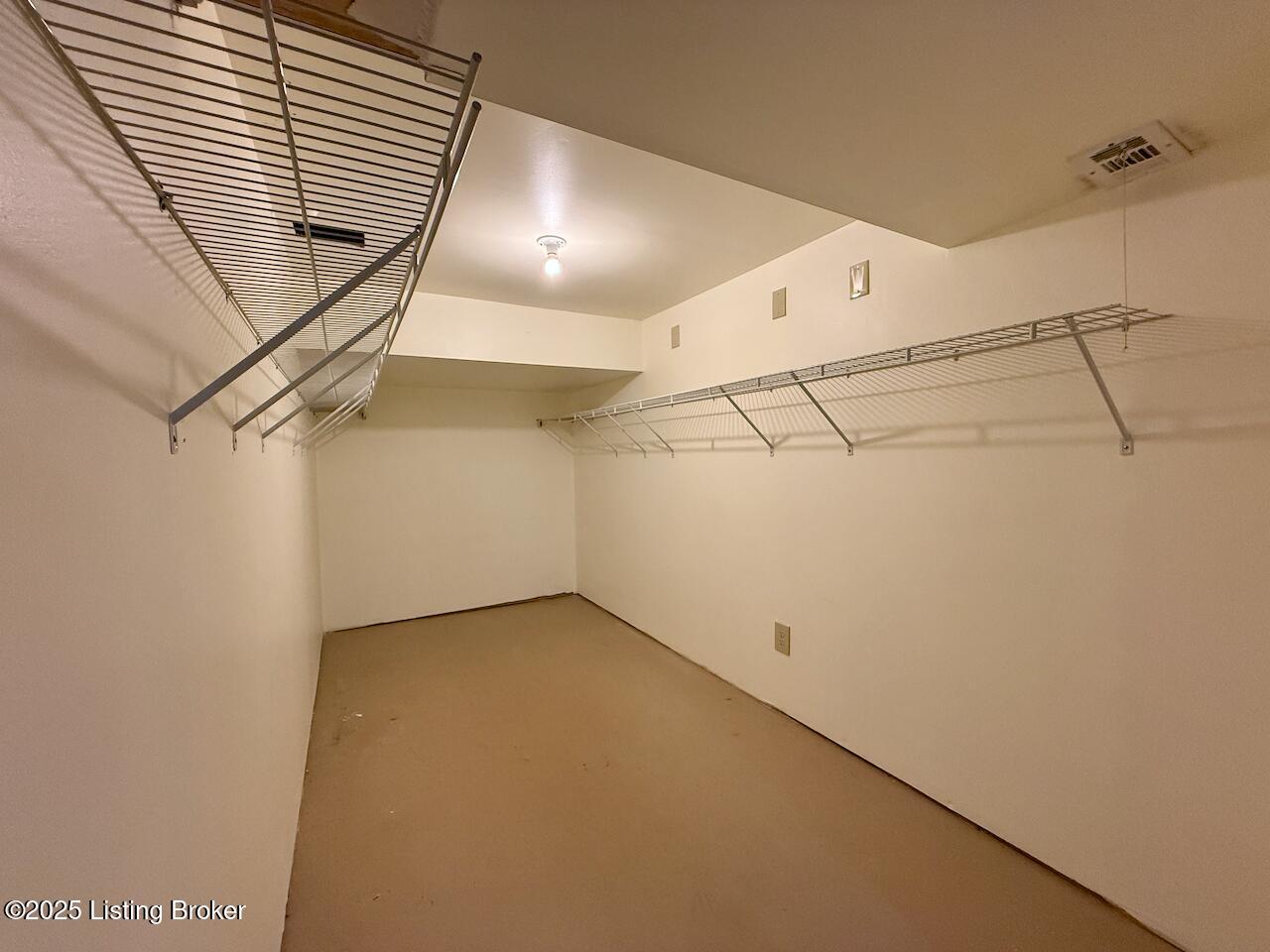 2903 Cambridge Rd, Louisville, Kentucky image 30