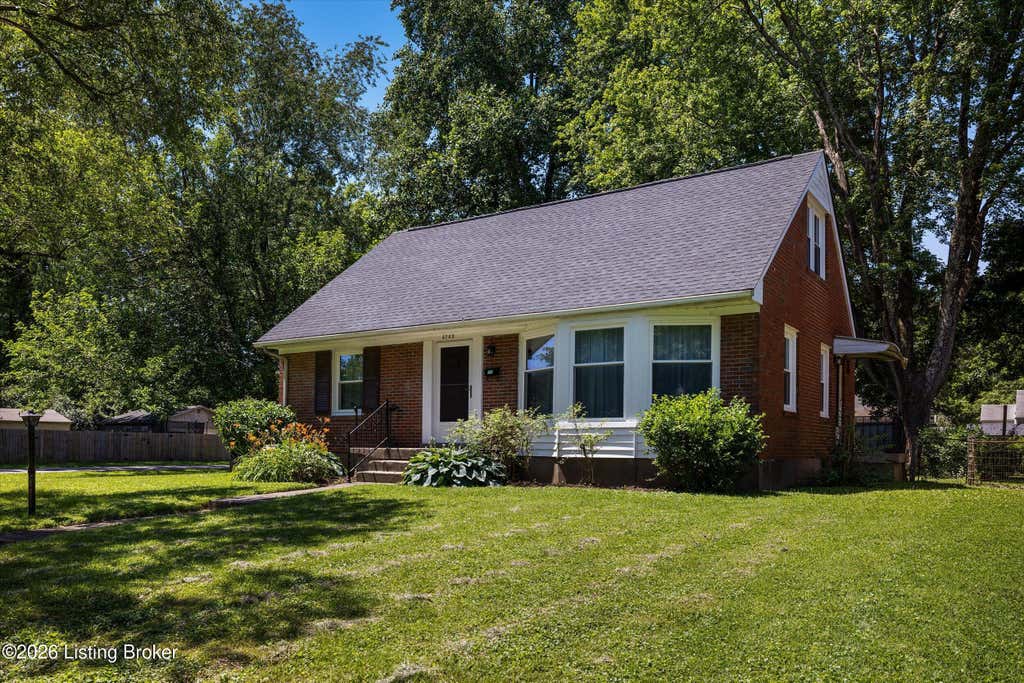 Photo of 3732 Glenmeade Rd, Louisville, KY 40218 (MLS # 1726431)