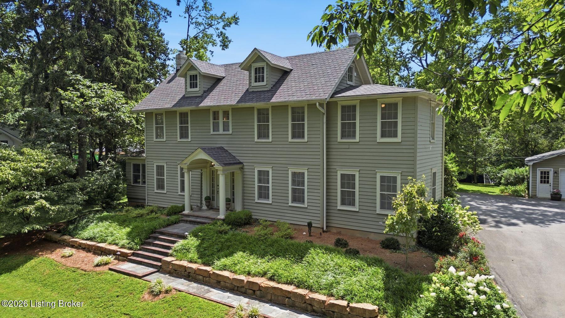 902 Bellewood Rd