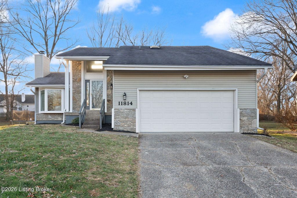 Photo of 11814 Olde Spring Rd, Louisville, KY 40245 (MLS # 1706517)