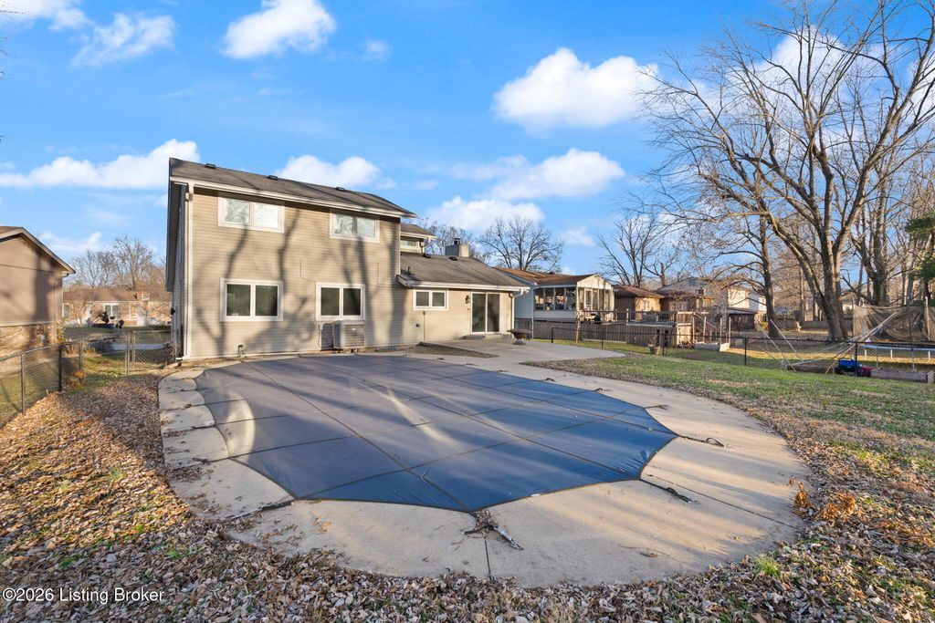 Photo of 11814 Olde Spring Rd, Louisville, KY 40245 (MLS # 1706517)