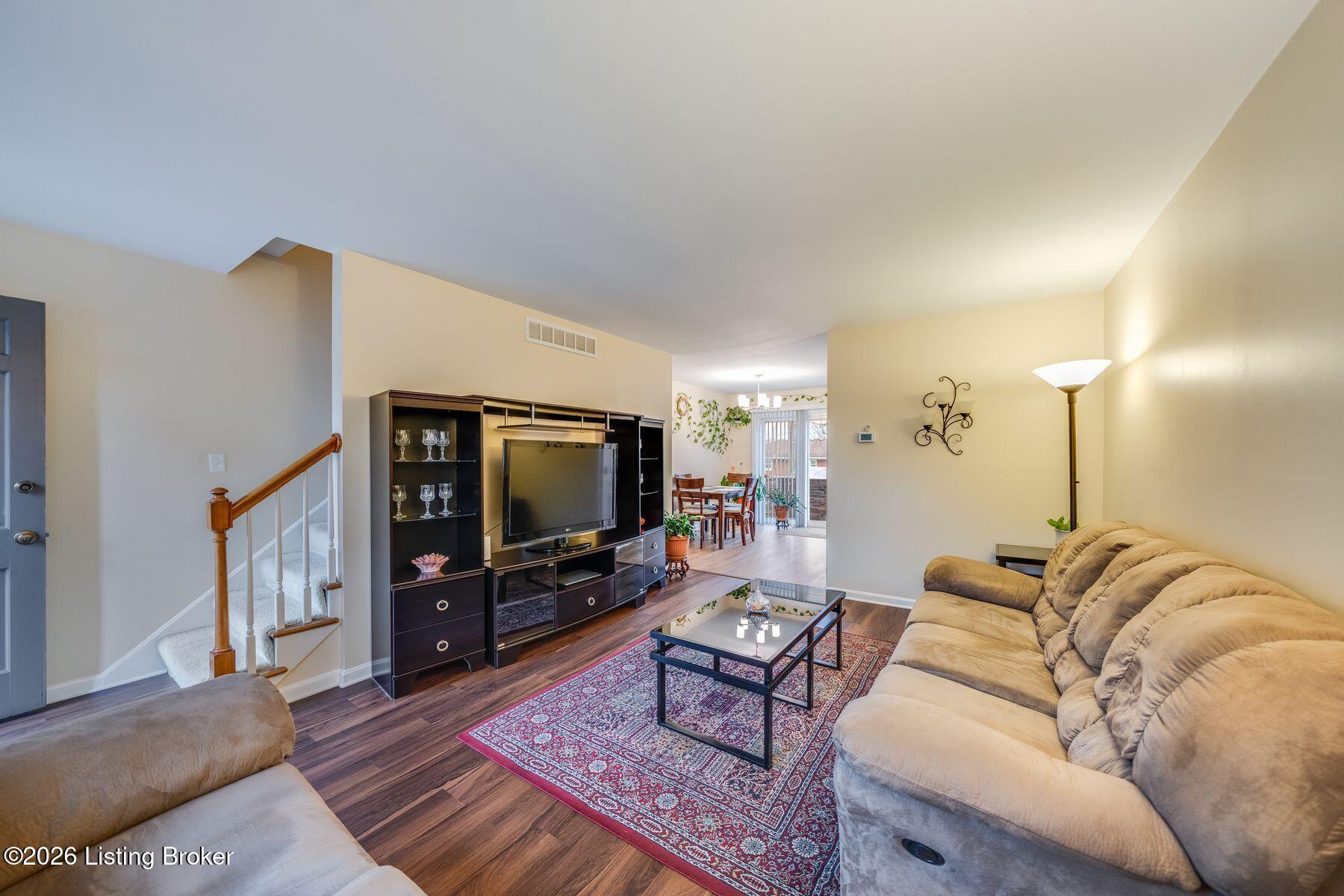 1924 Goldsmith Ln 15
