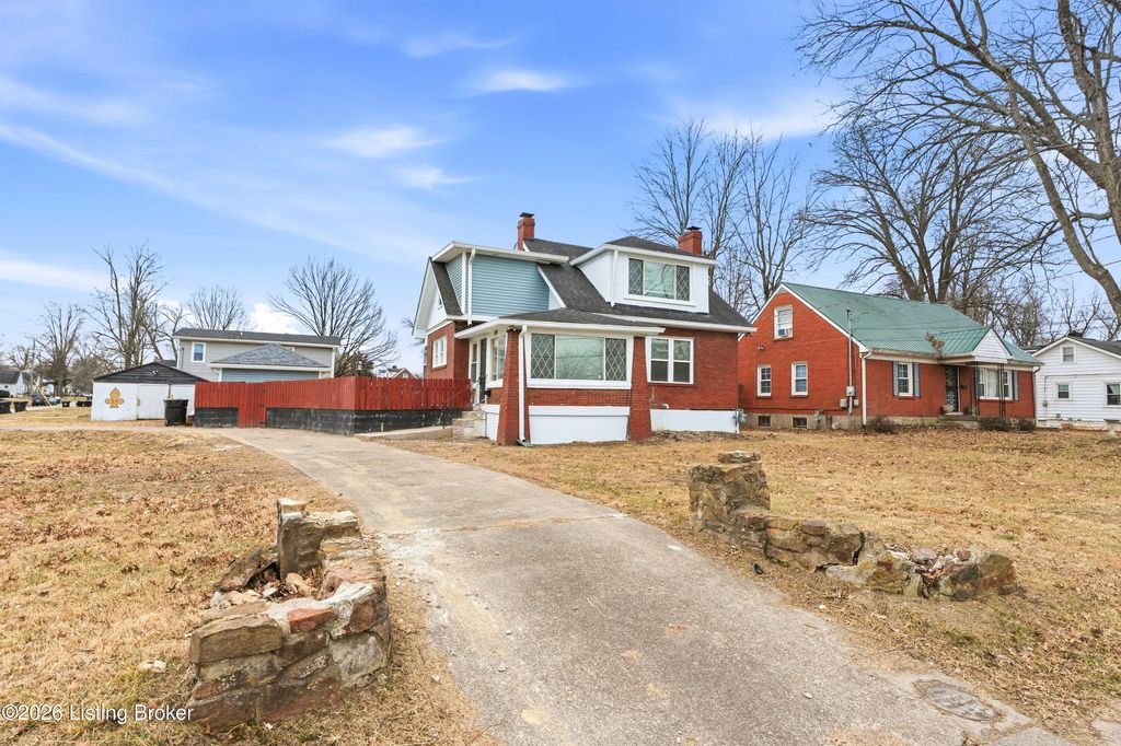 Photo of 1190 Bicknell Ave, Louisville, KY 40215 (MLS # 1708073)