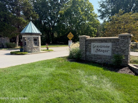 Condo For Sale - 3013 Parkstone Ct<br/> Louisville, KY 40241