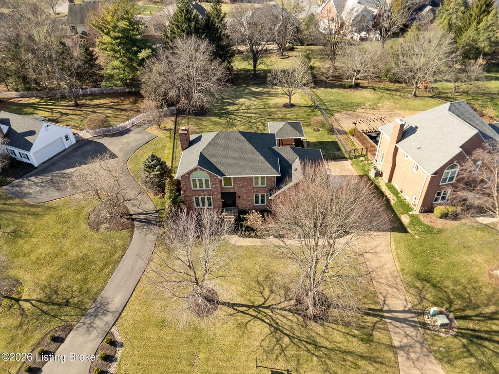 Photo of 3906 Keal Run Way, Louisville, KY 40241 (MLS # 1706998)