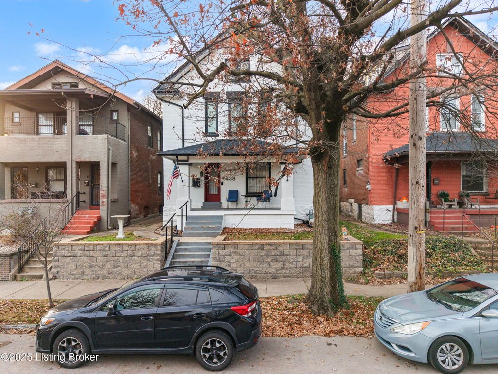 Photo of 1438 S Floyd St, Louisville, KY 40208 (MLS # 1704595)