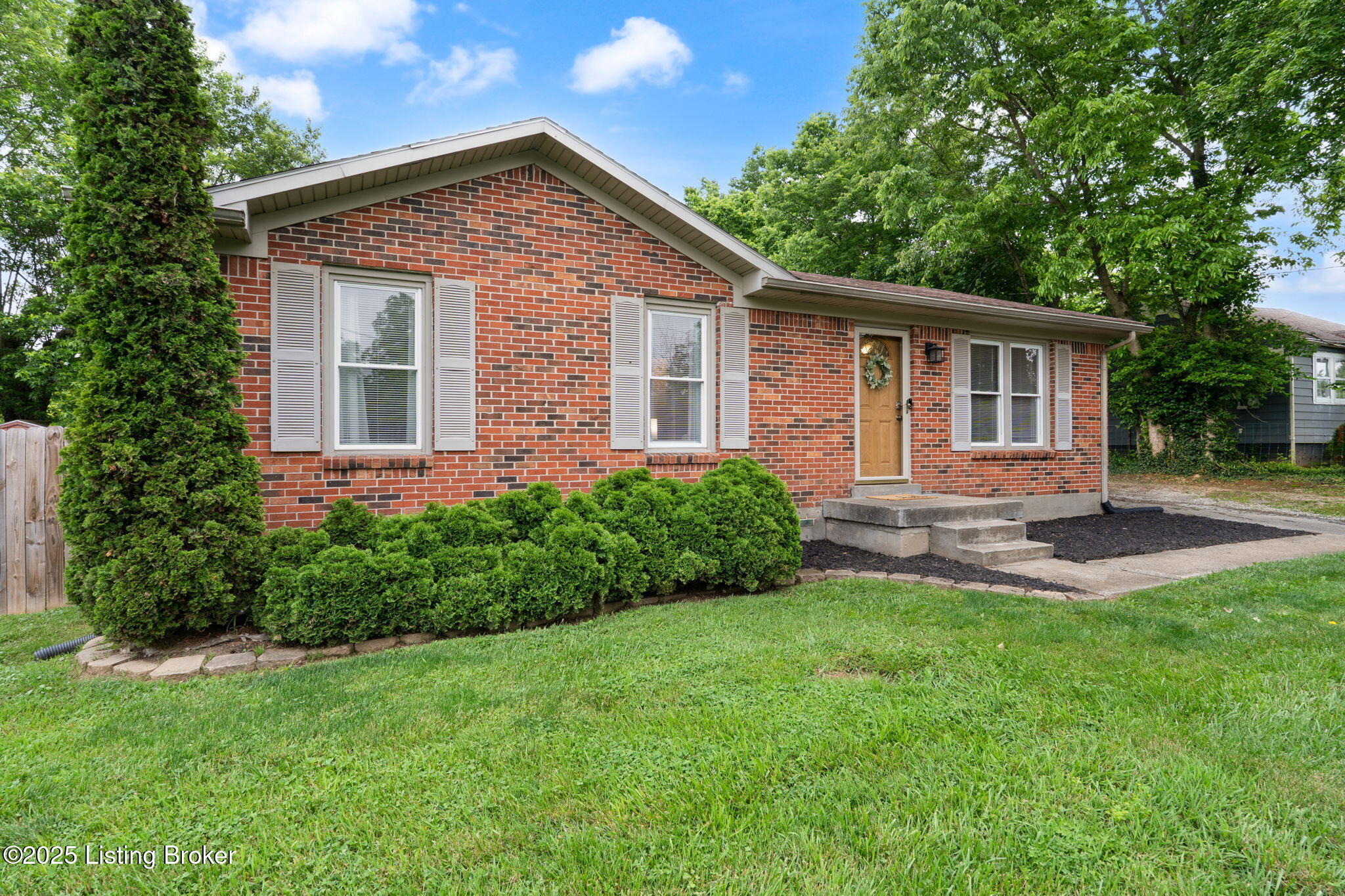 161 Sulphur Rd, New Castle, Pennsylvania image 2