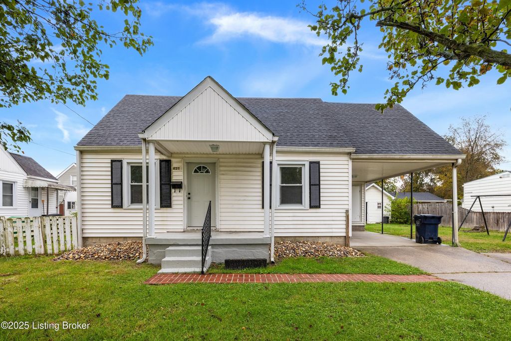 Photo of 4214 Savage Dr, Louisville, KY 40216 (MLS # 1703539)
