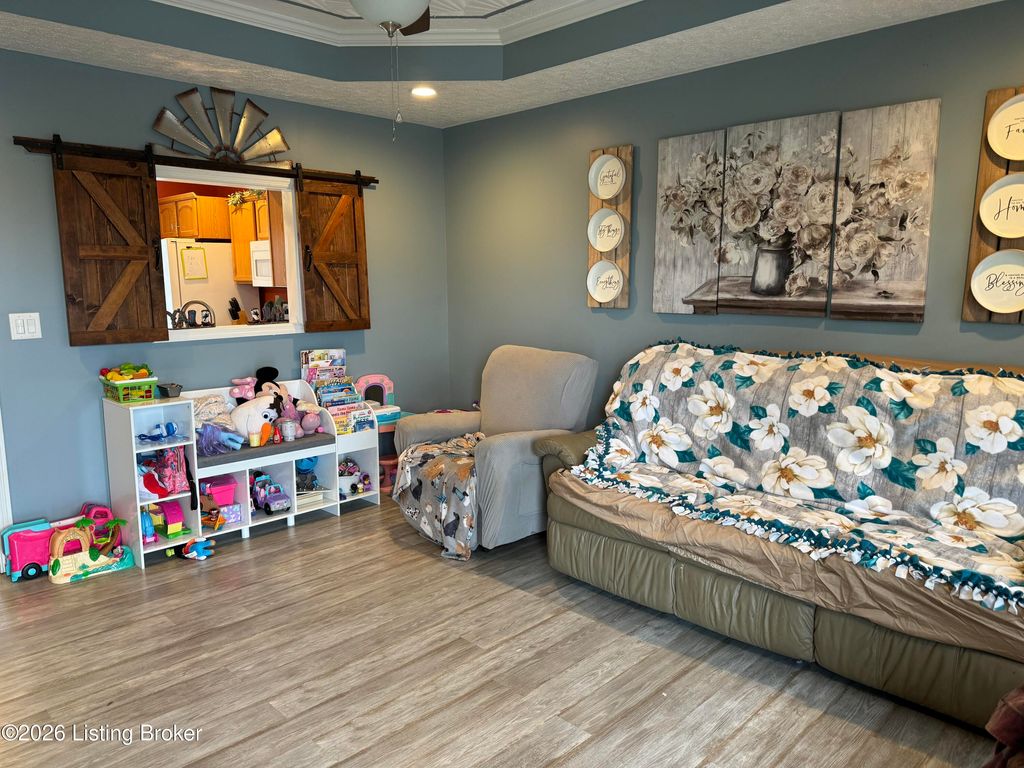 Photo of 106 Willow Creek Ct, Mt Washington, KY 40047 (MLS # 1710225)