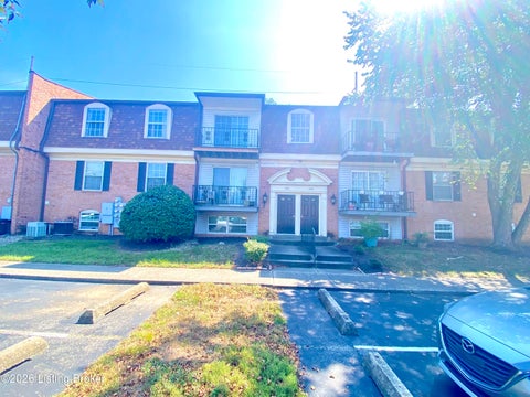 Tiny photo for 206 Flanders Ct #8, Louisville, KY 40218 (MLS # 1729693)