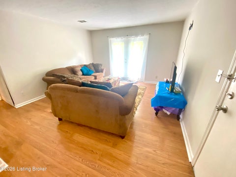 Tiny photo for 206 Flanders Ct #8, Louisville, KY 40218 (MLS # 1729693)