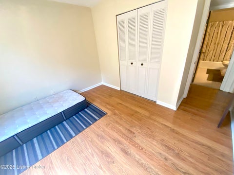 Tiny photo for 206 Flanders Ct #8, Louisville, KY 40218 (MLS # 1729693)