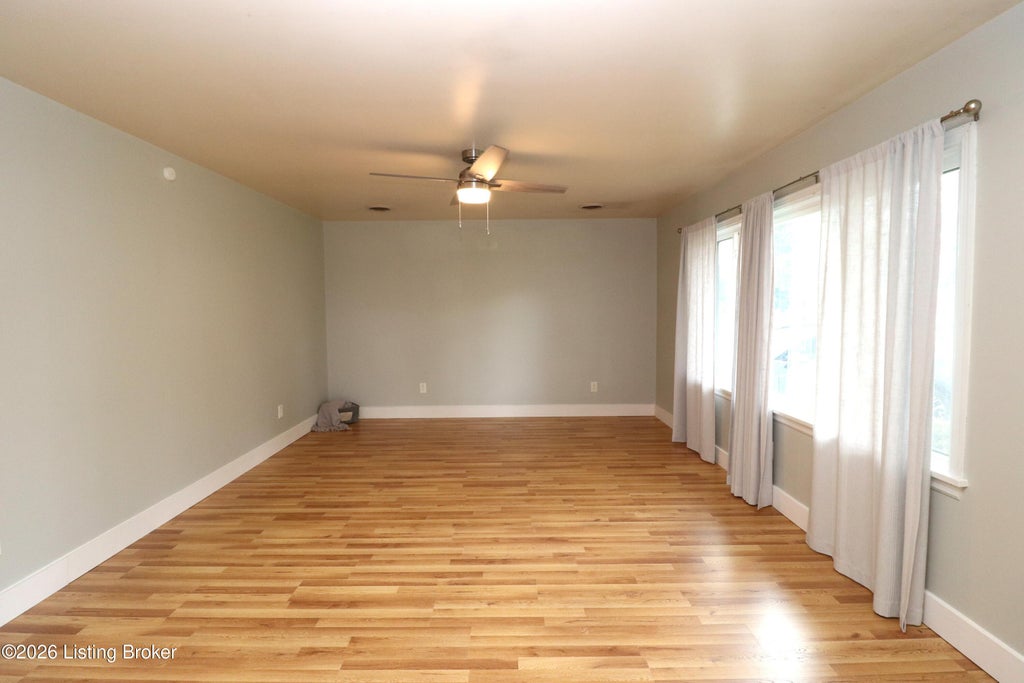 Photo of 5410 Layne Rd, Louisville, KY 40219 (MLS # 1721848)
