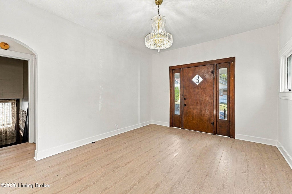 Photo of 3222 Grant Ave, Louisville, KY 40214 (MLS # 1733185)