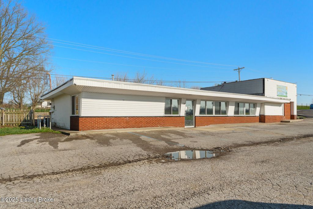 Photo of 1378 Eminence Rd, New Castle, KY 40050 (MLS # 1706458)
