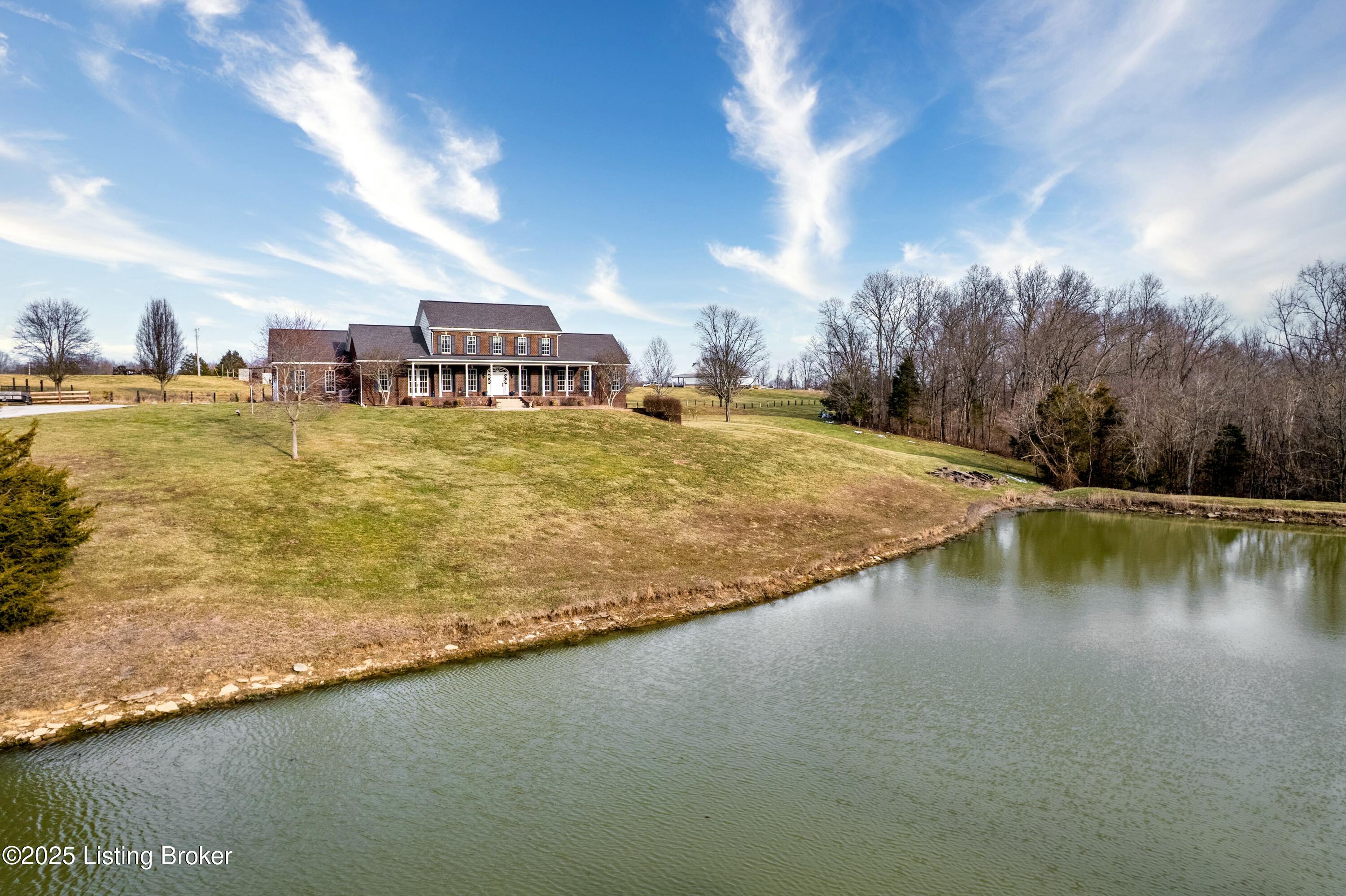 449 Vawter Ln, Shelbyville, Kentucky image 2
