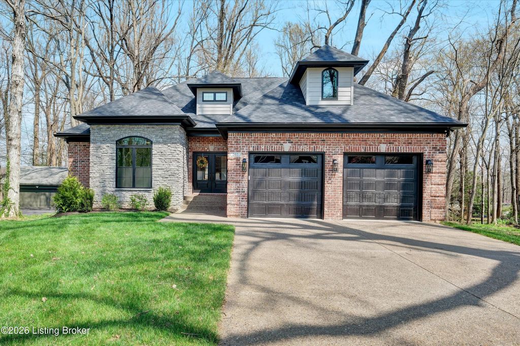 Photo of 207 Cherry Hill Rd, Pewee Valley, KY 40056 (MLS # 1712936)