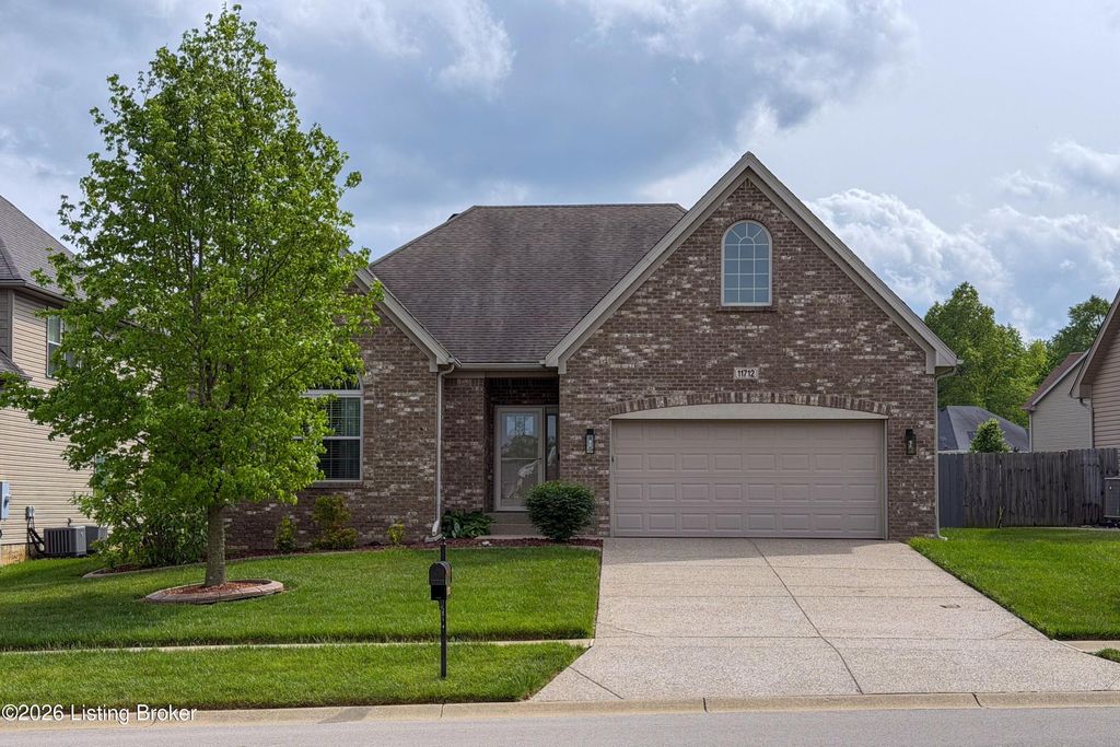 Photo of 11712 English Meadow Dr, Louisville, KY 40229 (MLS # 1716440)