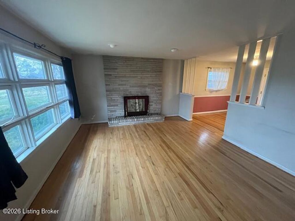 Photo of 3111 Pamela Way, Louisville, KY 40220 (MLS # 1711346)