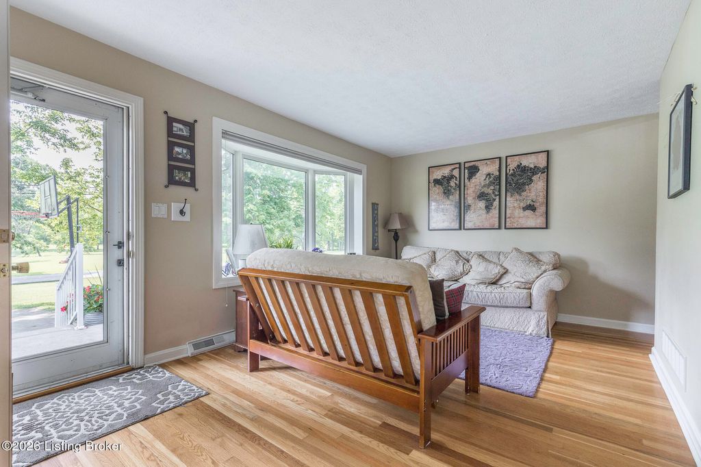 Photo of 10703 Cedar Creek Rd # R, Louisville, KY 40229 (MLS # 1709570)