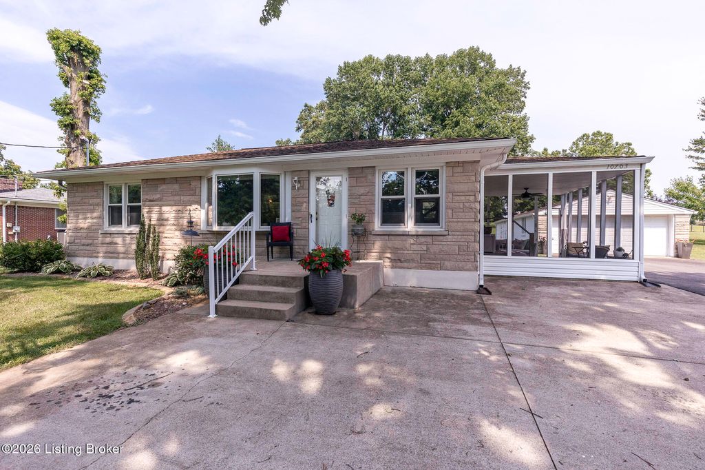 Photo of 10703 Cedar Creek Rd # R, Louisville, KY 40229 (MLS # 1709570)