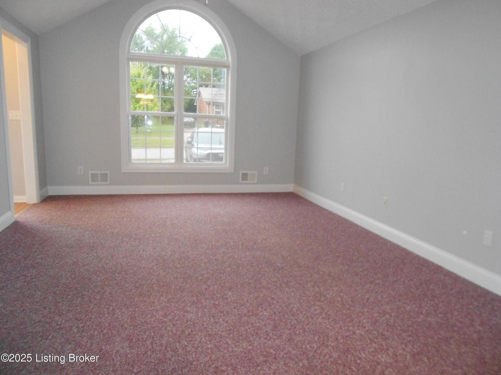Photo of 175 Mcgowan Ave, Bardstown, KY 40004 (MLS # 1700091)