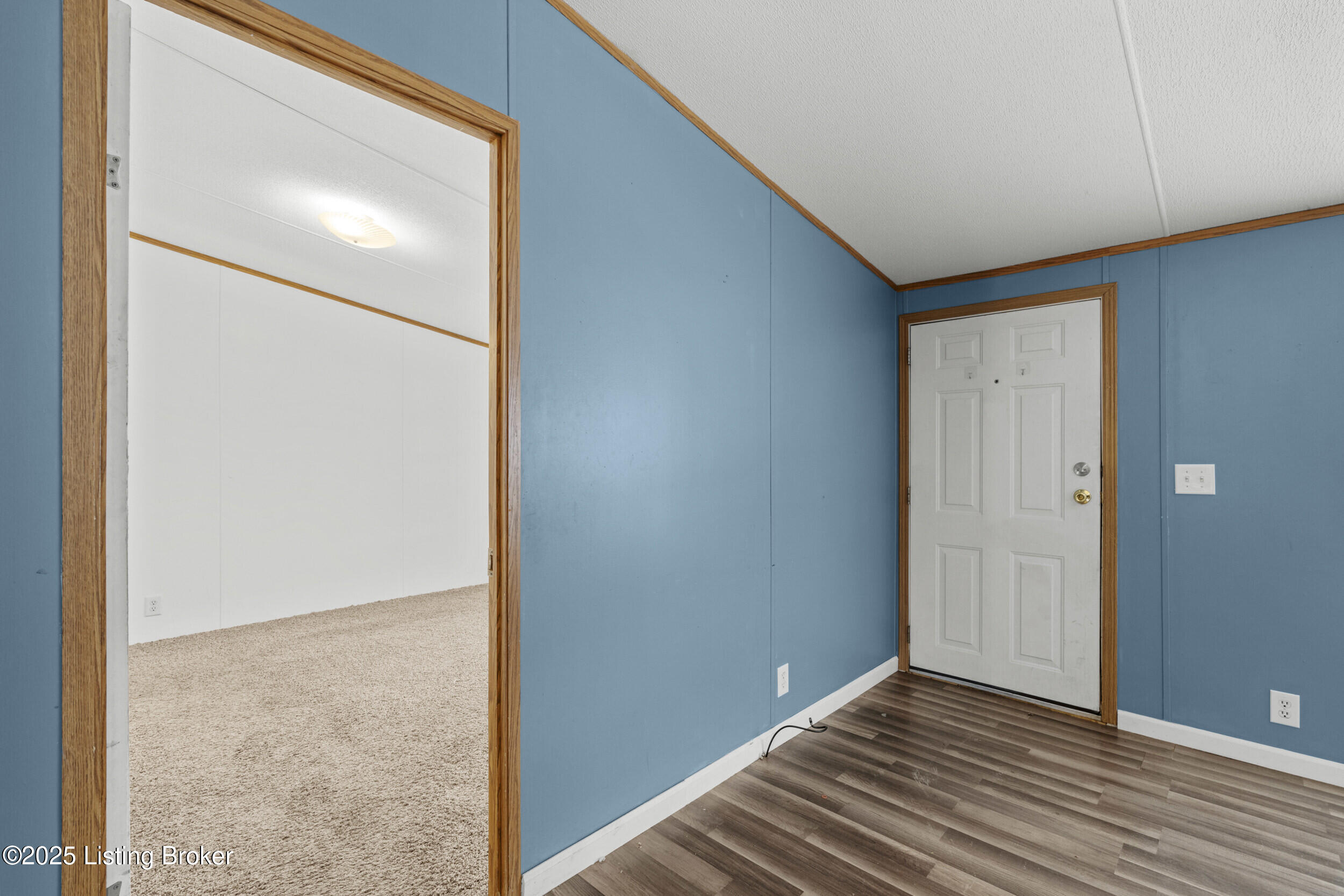 212 Highland Ave, Boston, Kentucky image 17