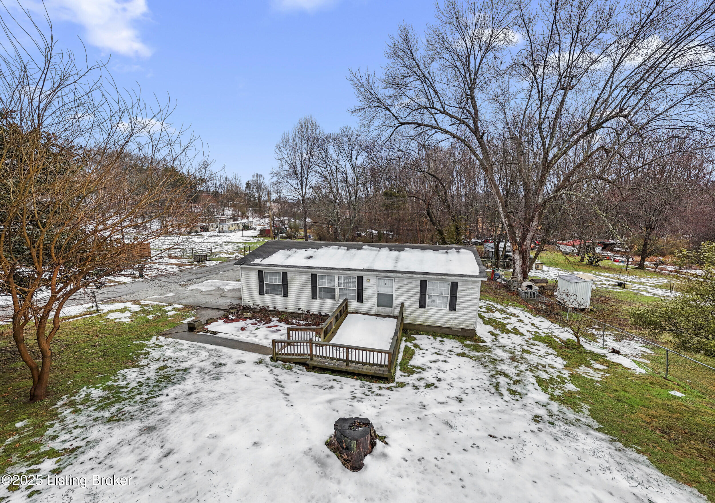 212 Highland Ave, Boston, Kentucky image 2
